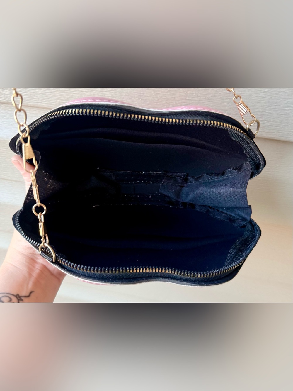 Pink Lips Crossbody Purse | Novelty Shoulder Bag | Barbiecore | Y2K - Picture 3 of 5